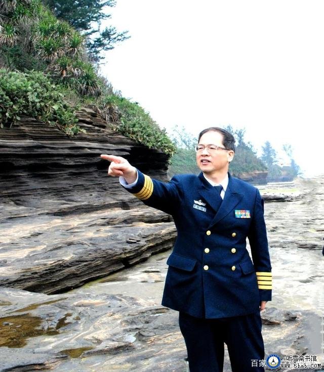 蓝海缘，未了情 —— 一名潜艇水兵报道员的成长足迹