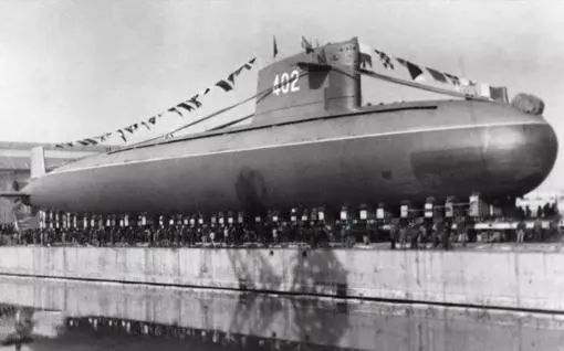 聂荣臻与中国第一艘核潜艇  聂荣臻与中国第一艘核潜艇