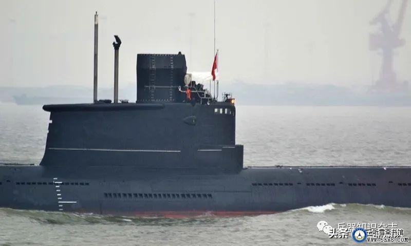 人民海军潜艇盘点 —— 水下蛟龙和国之重器