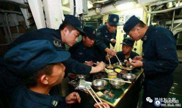 我在五舱吃潜灶 我在五舱吃潜灶